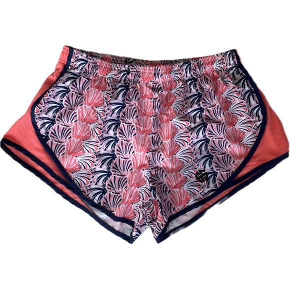 Simply Southern Preppy Scallop Run Shorts - Picture 1 of 5